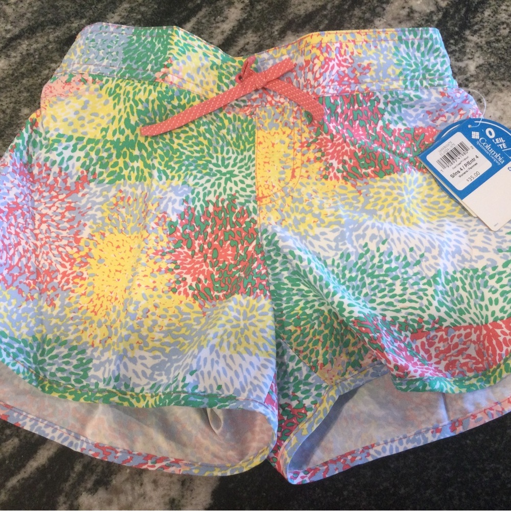 Women’s Columbia Shorts